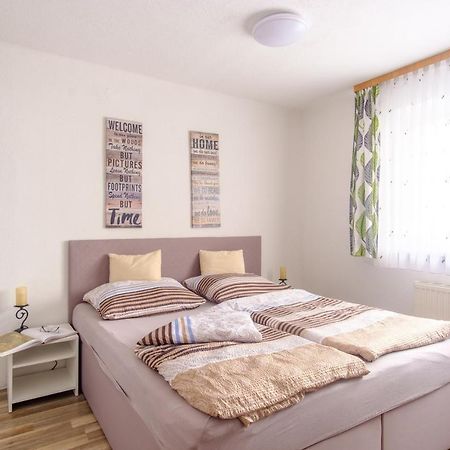 Ferienwohnung Agerblick 3 Zimmer Mit Kueche, 83M2 Lenzing Екстериор снимка