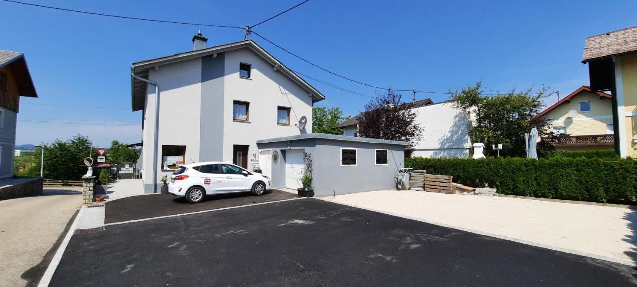 Ferienwohnung Agerblick 3 Zimmer Mit Kueche, 83M2 Lenzing Екстериор снимка