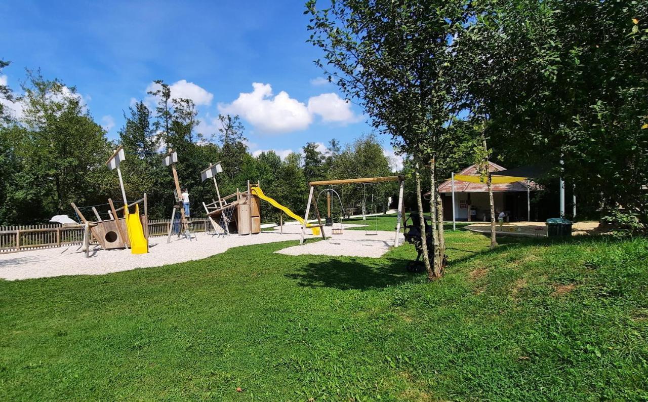 Ferienwohnung Agerblick 3 Zimmer Mit Kueche, 83M2 Lenzing Екстериор снимка